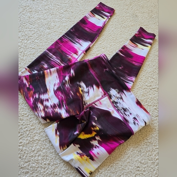 Lululemon Speed Tight IV Full-On Luxtreme Pigment Wind Berry Rumble Multi Size 4 - Picture 3 of 10